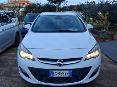 Opel Astra Sempre tagliandata usata Aprilia