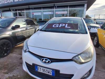 Hyundai i20 Sempre tagliandata usata Aprilia