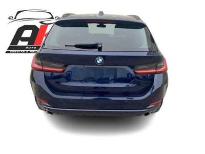 BMW Serie 3 318d TOURING 48V BUSINESS MY23 AUTOM. NAZIONALE Blu/Azzurro usata Carmignano di Brenta