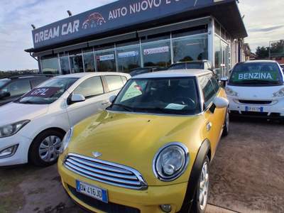 MINI Cooper Tenuta bene usata Aprilia