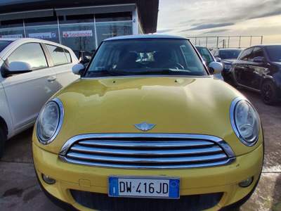 MINI Cooper Tenuta bene usata Aprilia