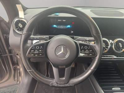 Mercedes-Benz Classe GLB 200 D Business Extra 8G-DCT Bianco usata Roma