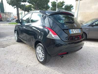 Lancia Ypsilon Lancia ypsilon 1.2 benzina Nero usata Mesagne