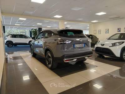 Nissan Qashqai Qashqai MHEV 158 CV Xtronic N-Connecta Grigio usata MONTE URANO