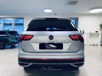 Volkswagen Tiguan 2.0 tdi Elegance 150cv dsg Argento usata San Michele Salentino