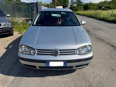 Volkswagen Golf IV 1.9 TDI 130CV Highline 5PT 6 Marce Argento usata Mentana
