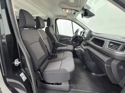 Nissan Primastar 2.0 dCi 150CV Aut PC-TN Bus Nero usata Lurate Caccivio