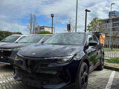 Alfa Romeo Junior 1.2 136 CV Hybrid eDCT6 Speciale Nero usata San Lazzaro di Savena Alfa Romeo Junior 1.2 136 CV Hybrid eDCT6 Speciale Nero usata San Lazzaro di Savena