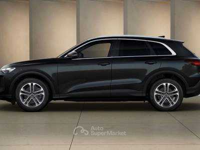 Audi Q5 TDI Stronic q ACC MMI Gancio € 799 garanzia 7 anni Nero usata Rubano