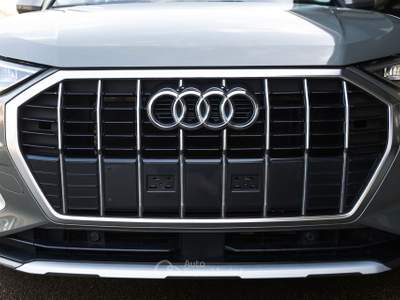 Audi Q3 Advanced 150cv s-tronic Grigio usata Grosseto