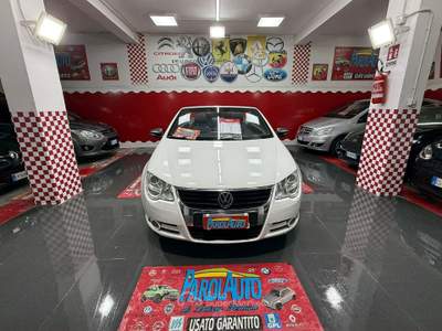 Volkswagen Eos 140cv cabrio - 2009 Bianco usata Giugliano in Campania