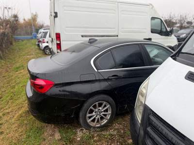 BMW 316 316d Luxury INCIDENTATA Nero usata Rimini