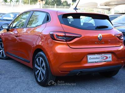 Renault Clio SCe 65 CV 5 porte Equilibre Arancione usata Roma