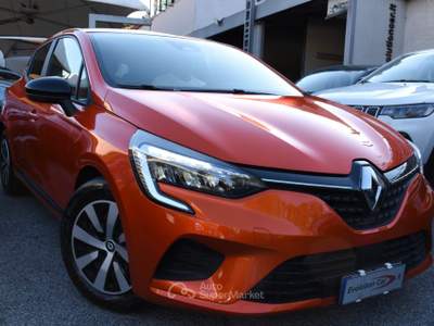 Renault Clio SCe 65 CV 5 porte Equilibre Arancione usata Roma