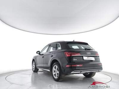 Audi Q5 40 2.0 tdi mhev 12V Business Advanced quattro s-tr Nero usata Corciano