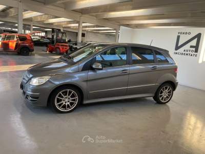 Mercedes-Benz Classe B CDI 140CV CAMBIO AUTOMATICO Grigio usata Megliadino San Vitale
