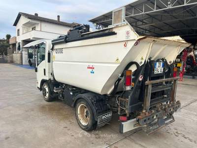 Isuzu M21 Heavy E 1.9 TDI PC-RG Cabinato Bianco usata Lariano