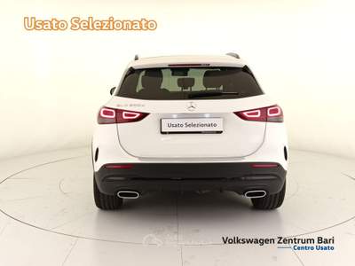 Mercedes-Benz GLA 200 d premium auto Bianco usata Bari