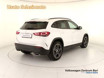 Mercedes-Benz GLA 200 d premium auto Bianco usata Bari