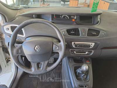 Renault Scénic 1.5 dci autocarro n1 usata Giugliano in Campania