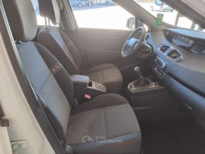 Renault Scénic 1.5 dci autocarro n1 usata Giugliano in Campania
