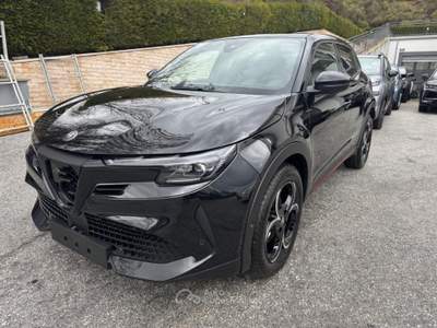 Alfa Romeo Junior Junior 1.2 145 CV Hybrid eDCT6 Speciale Nero usata Agnone