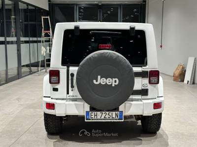 Jeep Wrangler Unlimited 2.8 CRD DPF Sahara Auto Bianco usata Maranello