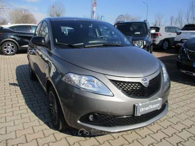 Lancia Ypsilon 1.0 Hybrid Gold - CarPlay/Sensori Grigio usata Mogliano Veneto