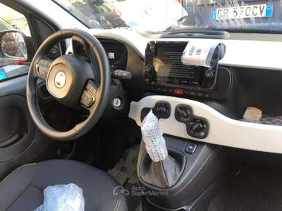 Fiat Pandina 1.0 FireFly 70cv S&S Hybrid Cross Bianco usata Novara