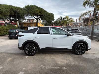 Peugeot 3008 3008 Hybrid 145 e-DCS6 Allure Bianco usata Cercola
