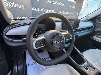 Fiat 600 600 Hybrid 110 CV DCT MHEV La Prima #sedriscaldati Blu/Azzurro usata Spinea