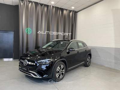 Mercedes-Benz GLA GLA 180 Automatic Progressive Advanced Nero usata Leini