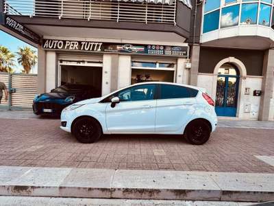 Ford Fiesta 5p. Bz.- GPL Titanium Bianco usata Andria