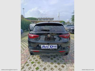 Alfa Romeo Stelvio Stelvio 2.2 T.diesel 210 CV AT8 Q4 Exec. Nero usata Cimitile