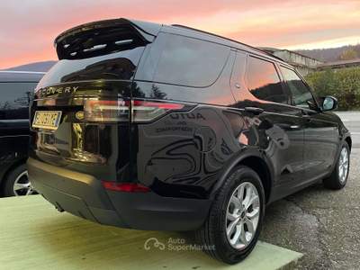 Land Rover Discovery 2.0 td4 SE 180cv Auto Navi Cruise GANCIO TRAINO!!! Nero usata Nave