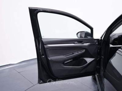 Volkswagen Golf Variant 1.5 TGI 130cv Metano Life Grigio usata Nola
