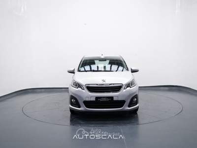 Peugeot 108 1.0 e-VTi 72cv 5 porte Active Argento usata Nola