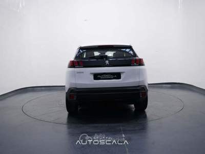 Peugeot 3008 1.2 PureTech Turbo 130cv S&S Active Pack Bianco usata Nola