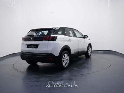 Peugeot 3008 1.2 PureTech Turbo 130cv S&S Active Pack Bianco usata Nola