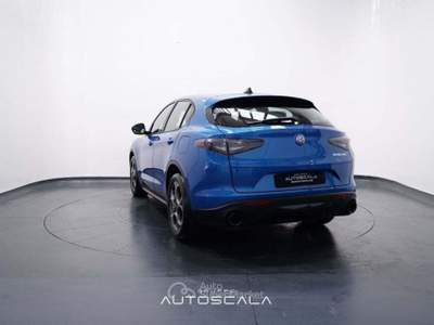 Alfa Romeo Stelvio 2.2 Turbodiesel 160 CV AT8 RWD Sprint Blu/Azzurro usata Nola