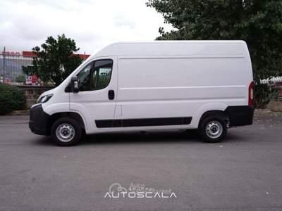 Fiat Ducato 33 2.2 Mjt 140CV L2 H2 MH2 Furgone Bianco usata Nola