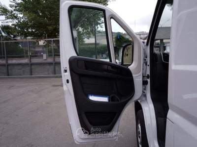 Fiat Ducato 33 2.2 Mjt 140CV L2 H2 MH2 Furgone Bianco usata Nola