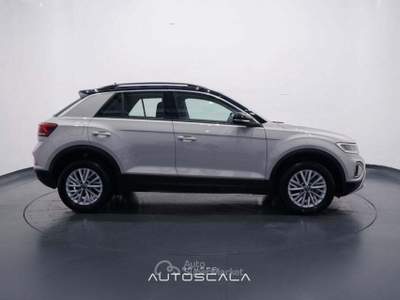 Volkswagen T-Roc 1.5 TSI 150cv ACT DSG Life Grigio usata Nola