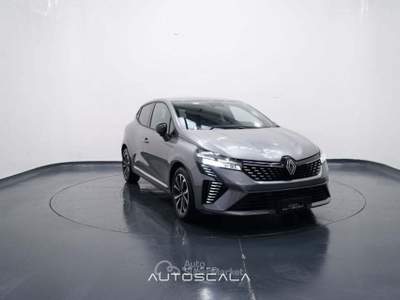 Renault Clio 1.0 TCe 90cv 5 porte Techno Grigio usata Nola