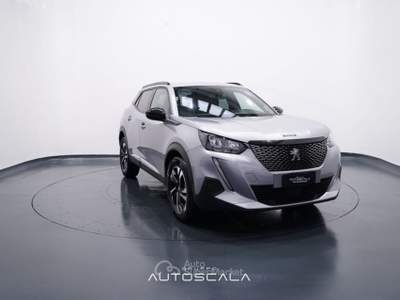 Peugeot 2008 1.2 PureTech 130cv S&S Allure Grigio usata Nola