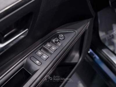 Peugeot 5008 PureTech Turbo 130 S&S EAT8 GT Nero usata Nola
