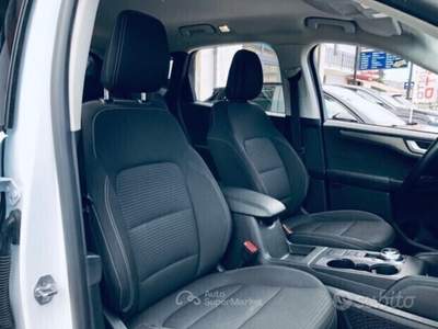 Ford Kuga 120CV AUTOM- NAVI-TELECAM-TITANIUM Bianco usata Isernia