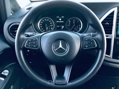 Mercedes-Benz Vito long 9 posti Nero usata Isernia