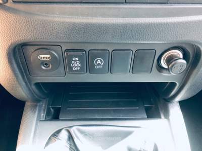 Mitsubishi L200 2.3 PICKUP CABINA ESTESA 4X4 Bianco usata Isernia