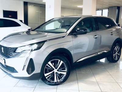 Peugeot 3008 1.5 HDI ALLURE PELLE-TELECAMERA Grigio usata Isernia
